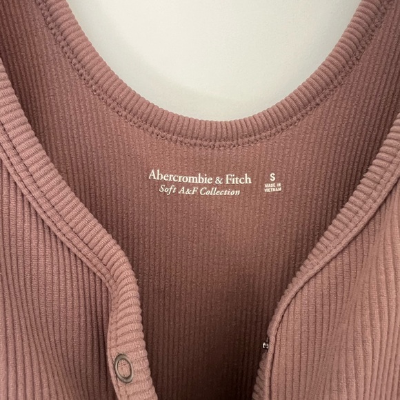 Abercrombie Ribbed Mauve Bodysuit - Picture 2 of 2